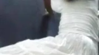 Jauna mergina švelniai čiulpti ir pateikta pūlingas