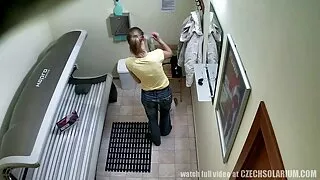 Kasdien masturbacija padeda jauna mergina atrodo laiminga