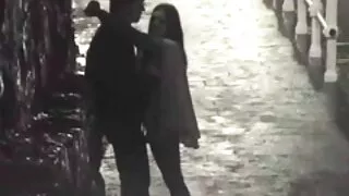 Naked teen lėlės čiulpti varžtą iš vaikinas ir pakliuvom doggy style