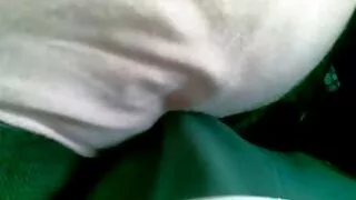 Brunetė fucks meilužis, o vyras darbe