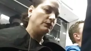 Vaikinas sugebėjo įtikinti savo mylimą mamą mylėtis virtuvėje