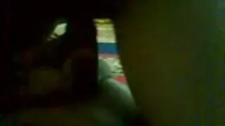Jauna moteris mėgsta pakeisti skyles pagal gerą gaidys