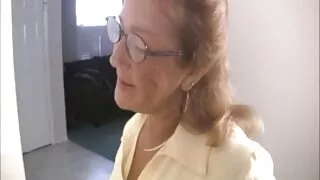 Du vaikinai namuose fuck riebalų Moteris du lagaminai