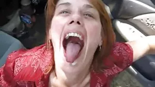 Jaunas vyras fucks mergystės plėvė, su kuria jis susirašinėjo internete ir derėjosi dėl sekso