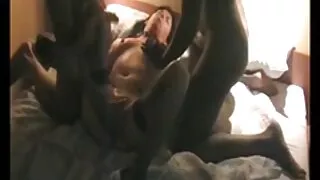 Su dideliu uolumu, Sūnus Pakliuvom jauna mama ir palaižė savo makštį po dušo