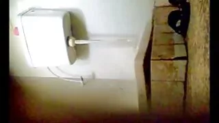 O tėtis buvo ne namuose, sūnus ir mama pakliuvom ant lovos