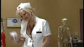 Jaunas Vaikinas Pakliuvom Brandus Kekše ir atnešė ją į orgazmą