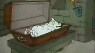 Vaikinas filmų jauni vyrai lauke ir fucks juos doggy style priešais kamerą