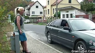Po fellatio deepthroat cum praleidžia vaikinas Mėgėjų braškių